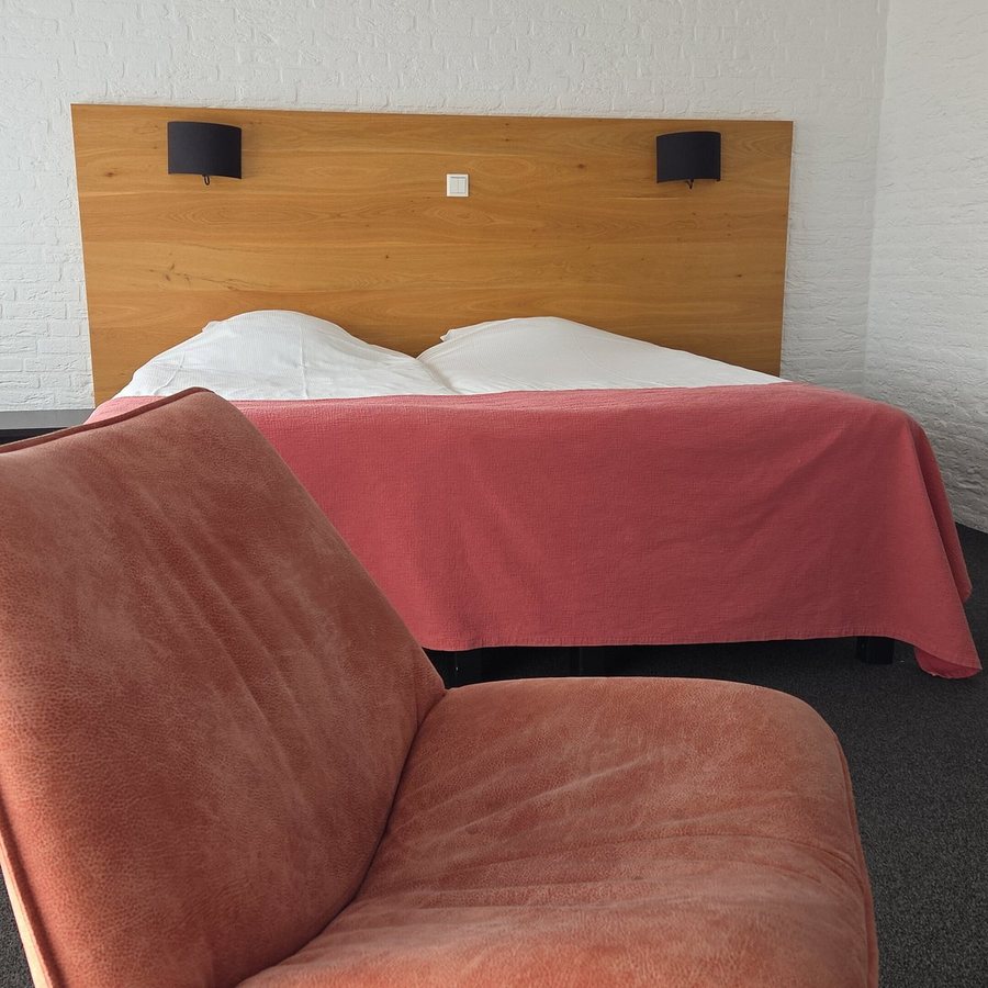 Iselmar Sporthotel Partykasteel — Guest room