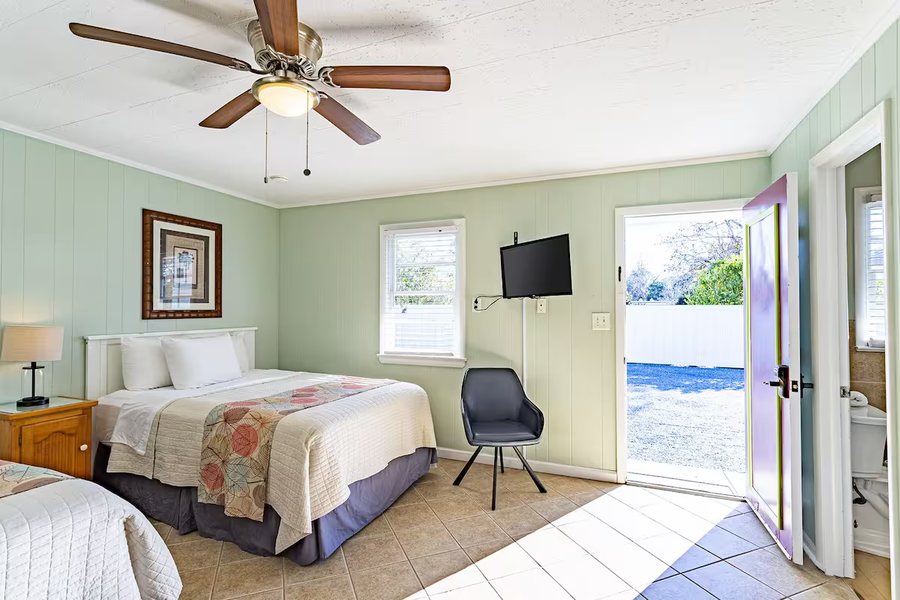 Island House RV Park — Guest room