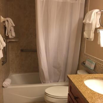 Island Towers Resort — Bathroom