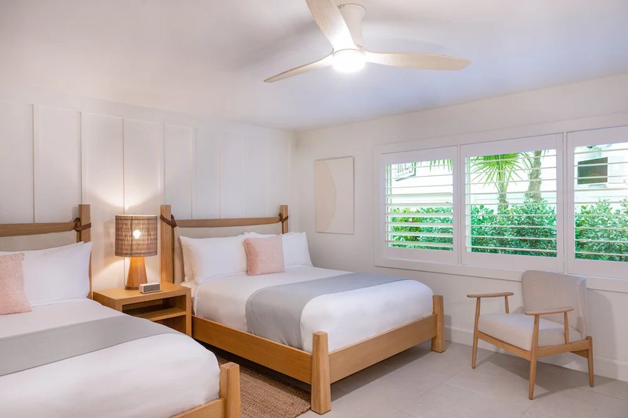 Islander Resort — Guest room