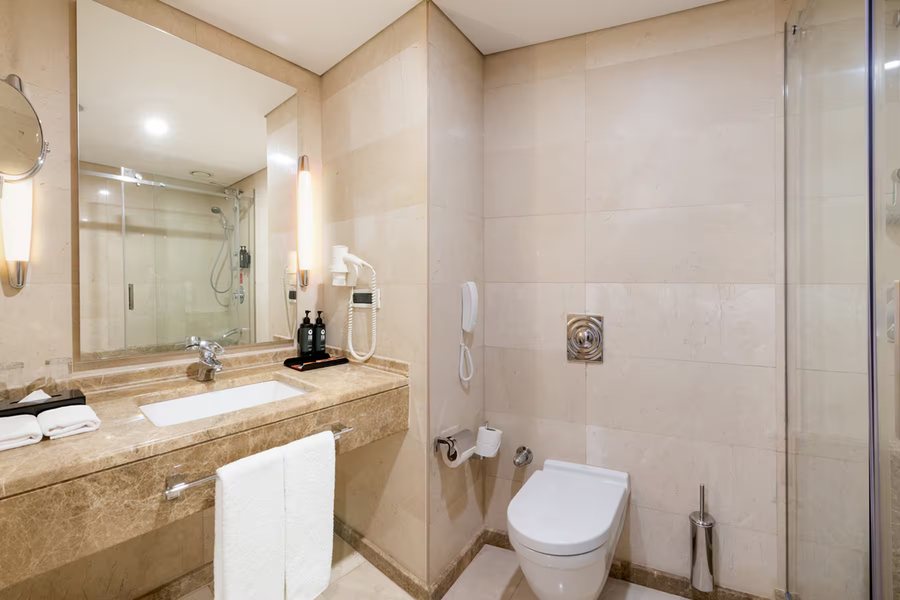 Ista Palace Hotel Istanbul — Bathroom