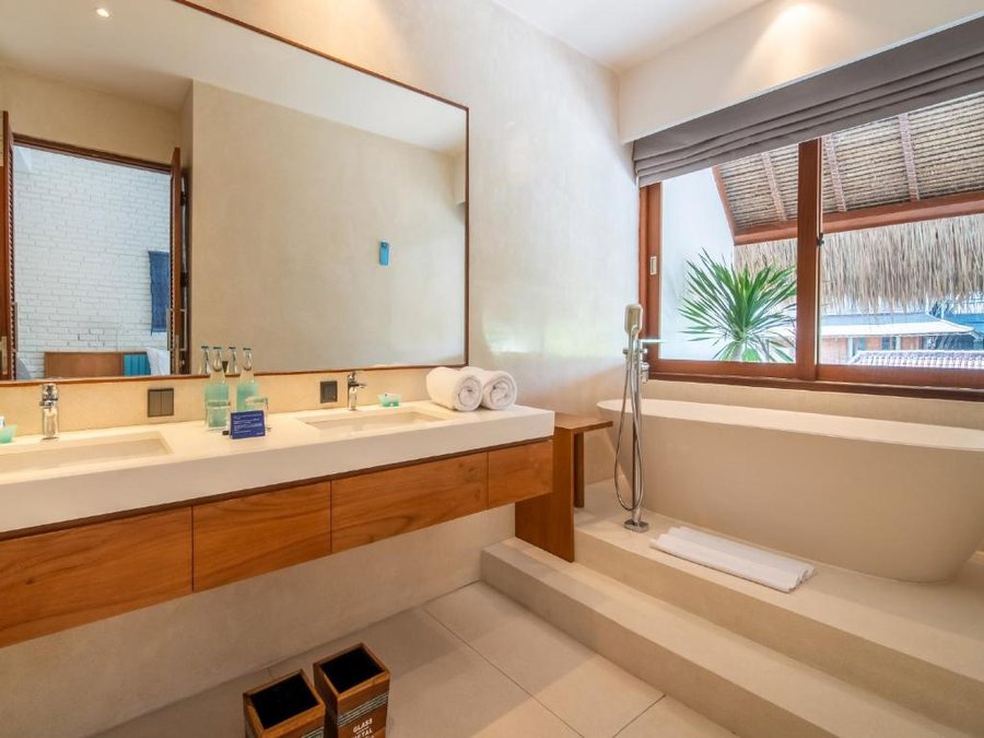 Ize Canggu By Lifestyle Retreats — Bathroom