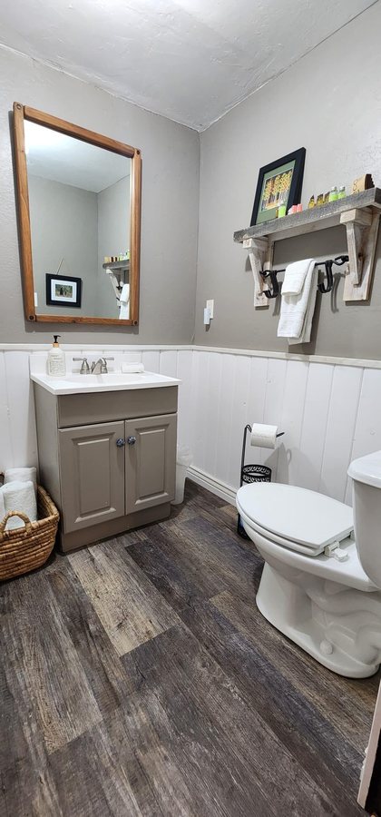 Jacobson s Cottages — Bathroom