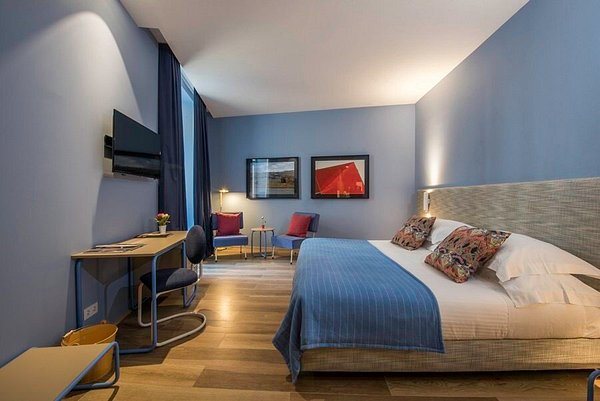 JAM Porto — Guest room