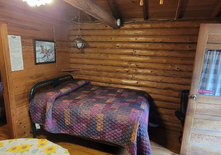 Janssen s Lodestone Motel Cabins — Guest room