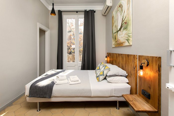 Jardinets Guest House Barcelona Catalonia — Guest room