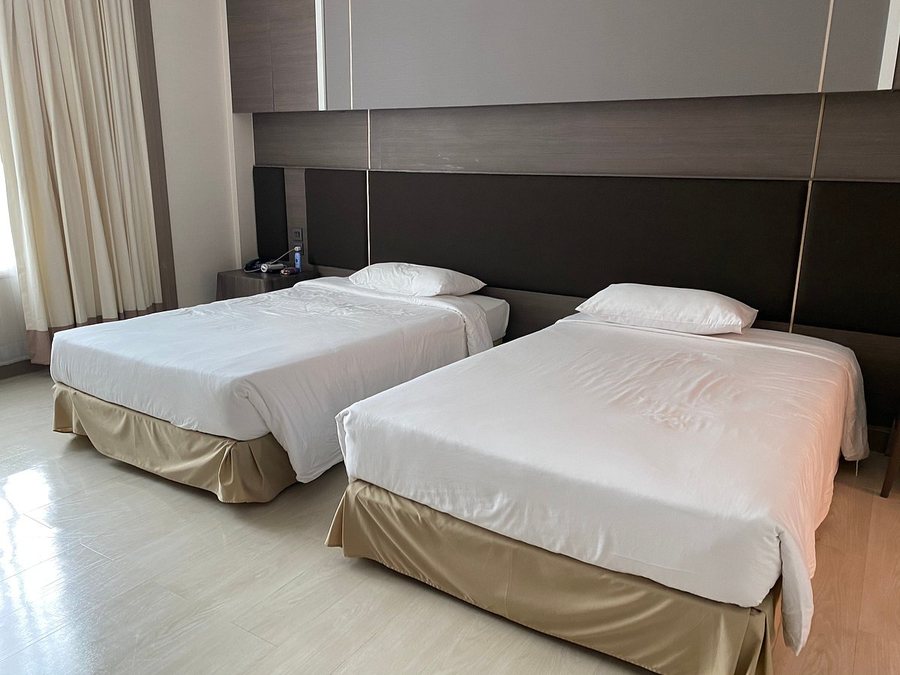 Jasmine City Hotel — Guest room