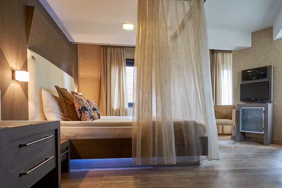 Jazz Hotel Istanbul — Guest room