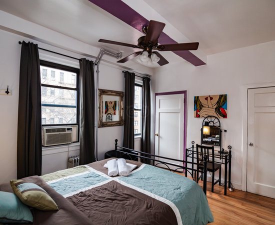 Jazz On The Park Hostel New York City New York — Guest room