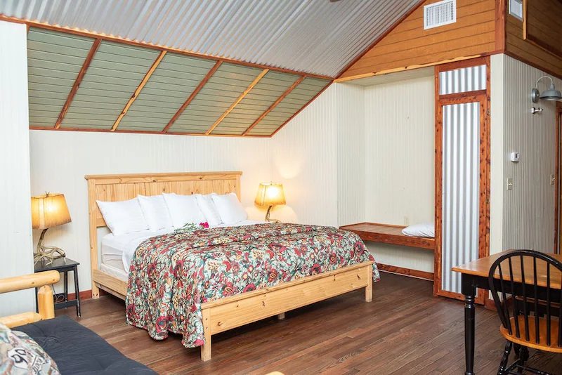 Jellystone Park Texas Wine Country Camping Resort — Guest room