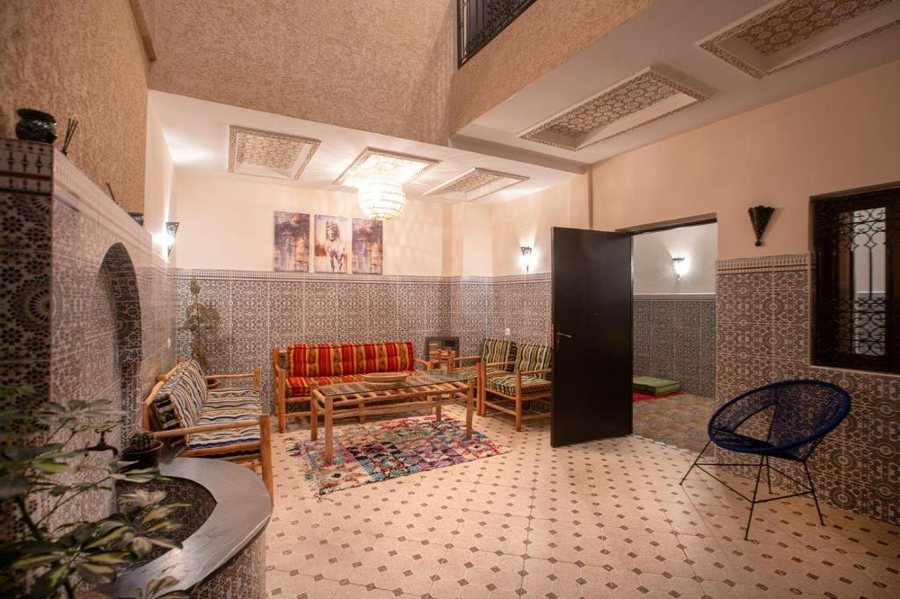 JEMAA EL FNA Suites Spa — Bathroom