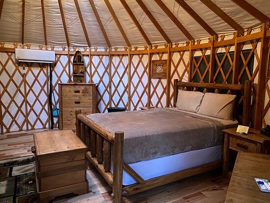 Jenny s Creek Family Campground — Guest room