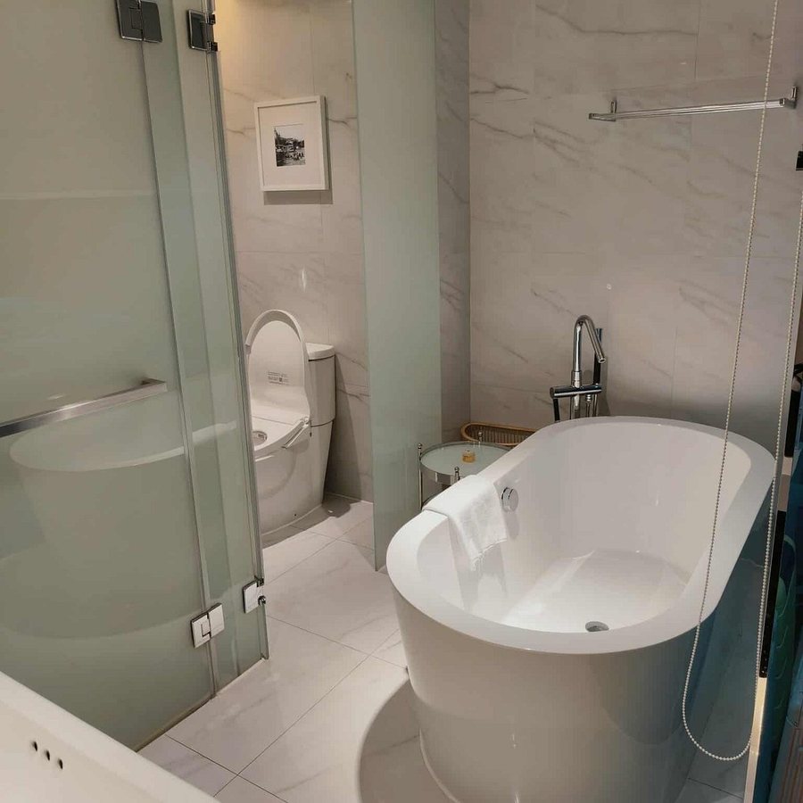 Jinjiang Metropolo Hotel Classiq Shanghai Off Bund — Bathroom
