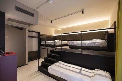 Joy 124 Hotel Milano — Guest room