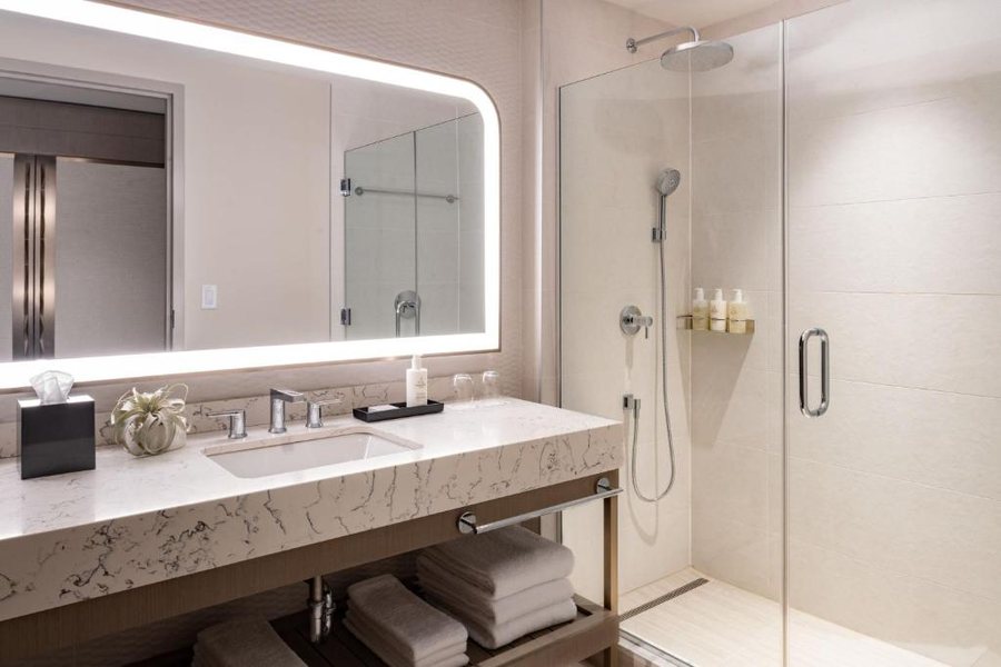 JW Marriott Clearwater Beach Resort Spa — Bathroom