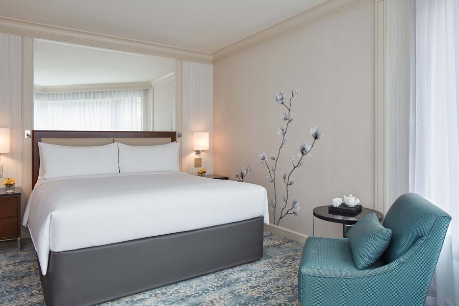 JW Marriott Hotel Hong Kong — Guest room