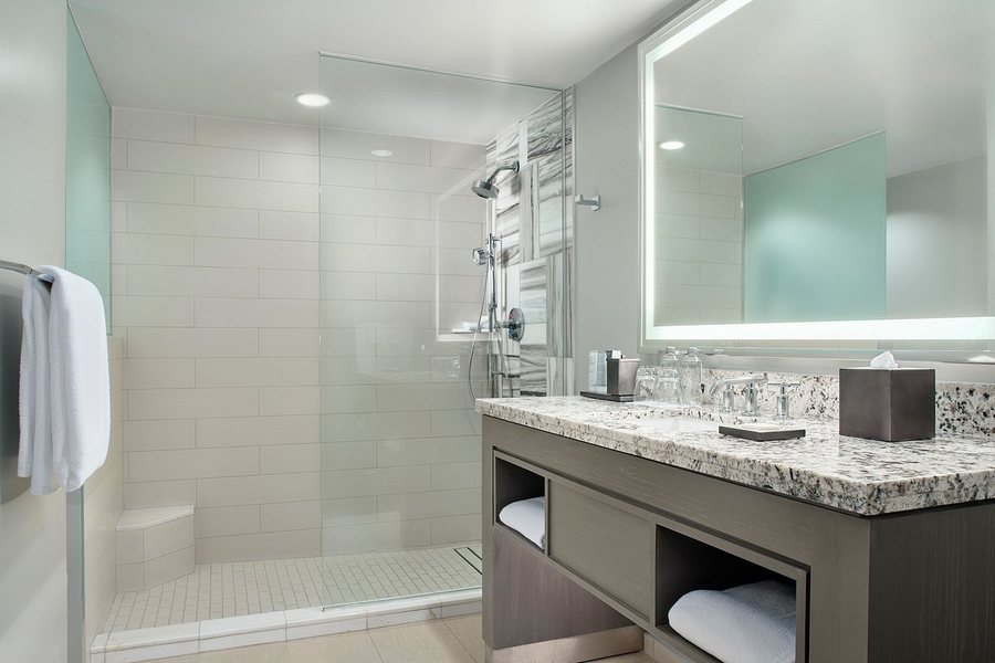 JW Marriott Hotel Mexico City Polanco — Bathroom