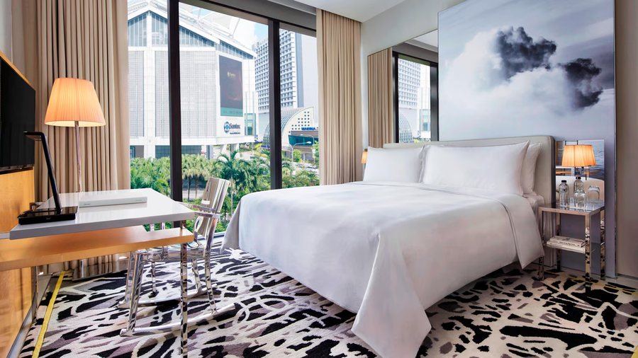 JW Marriott Hotel Singapore South Beach — Guest room