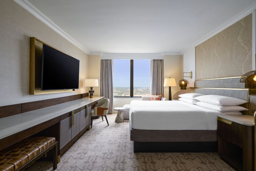 JW Marriott Houston by The Galleria — Guest room