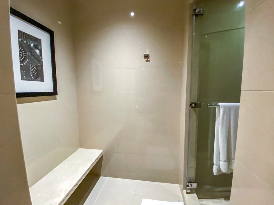 JW Marriott Marquis Hotel Dubai Dubai Emirate of Dubai — Bathroom