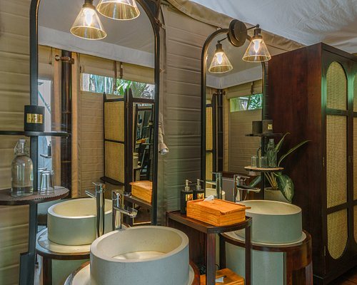 K Club Ubud — Bathroom