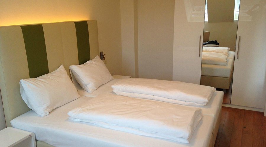 K T Boardinghouse — Guest room