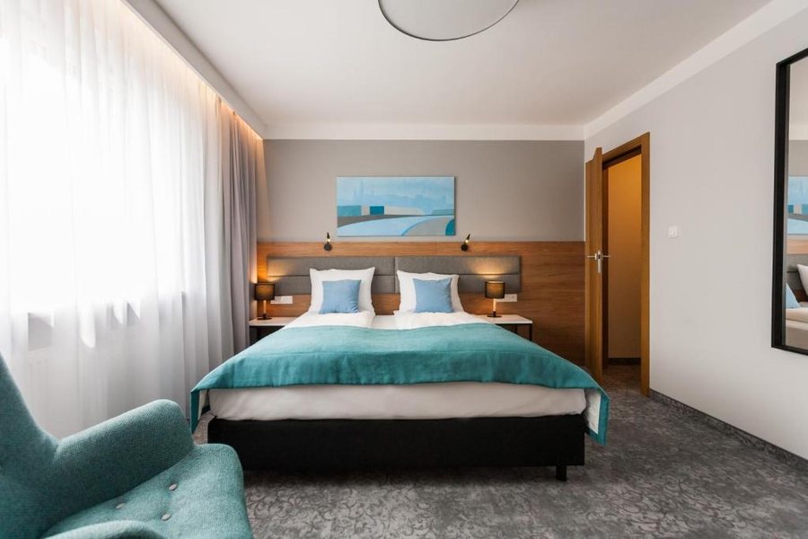 K4 Aparthotel Krakow — Guest room