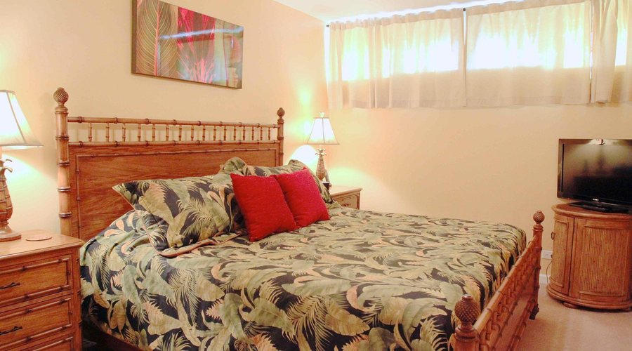 Kahana Reef — Guest room