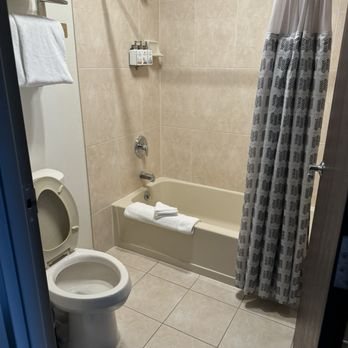 Kalahari Resorts Conventions Wisconsin Dells — Bathroom