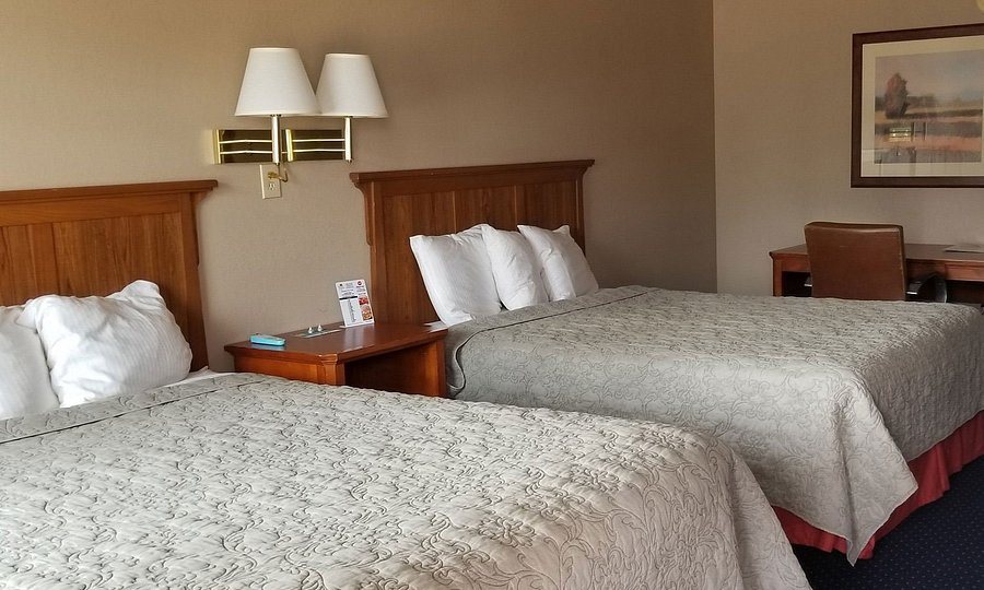 Kansas Country Inn — Guest room