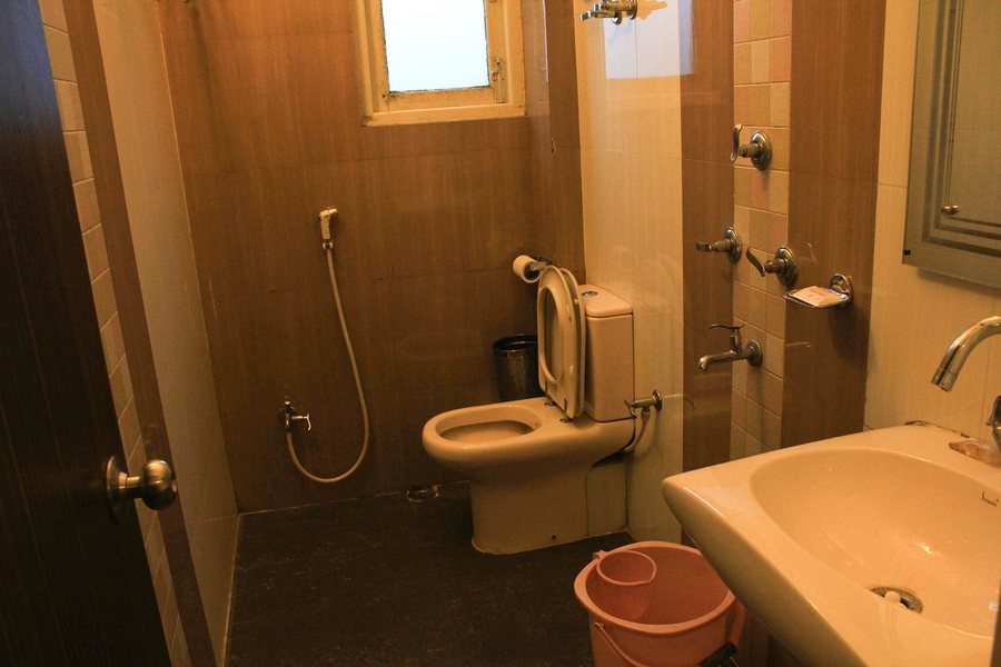 Karma Martam Retreat — Bathroom