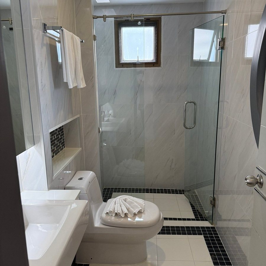 Karma Royal Boat Lagoon — Bathroom
