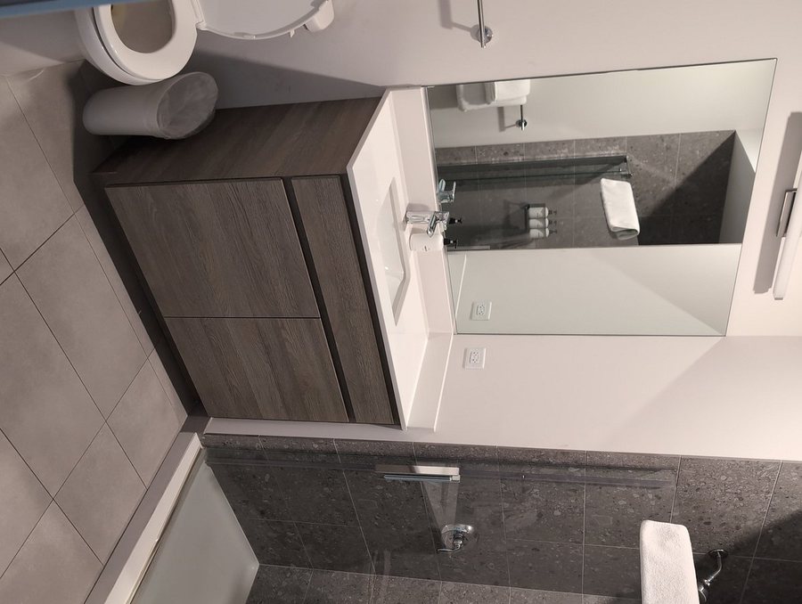 Kasa Chicago South Loop Chicago Illinois — Bathroom