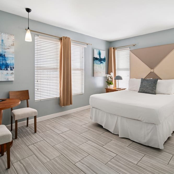Kasa La Flora Miami Beach — Guest room