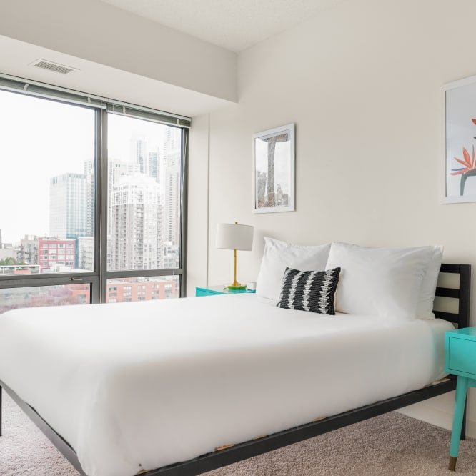 Kasa River North Chicago Chicago Illinois — Guest room