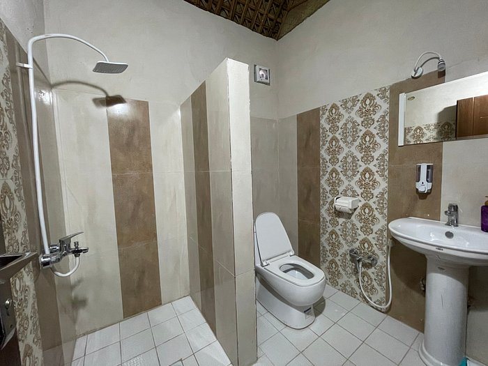 KASHKILO ECO RESORT — Bathroom