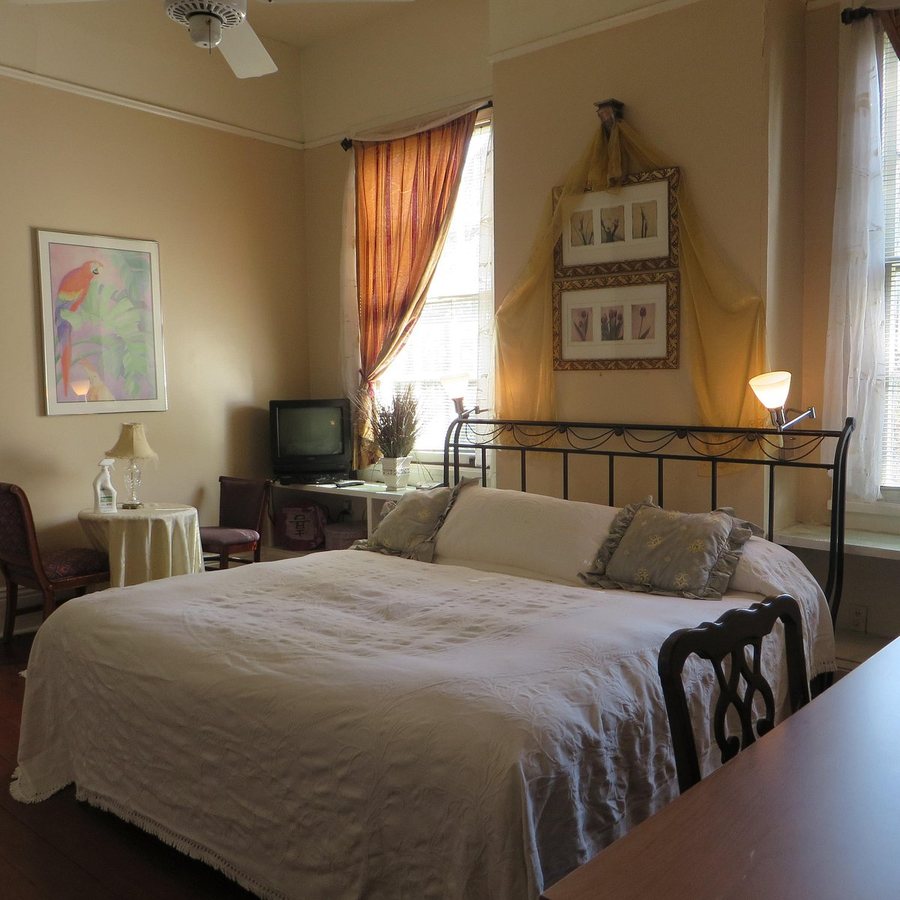 Kate and Dave s Bed and Breakfast — Guest room