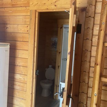 Katie s Cozy Cabins — Bathroom