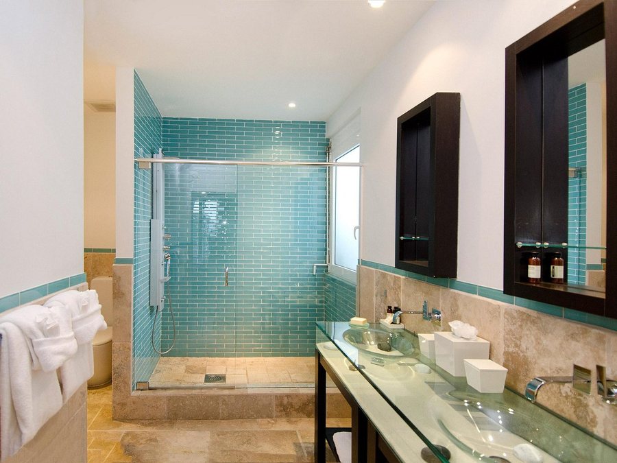 Kazanu — Bathroom
