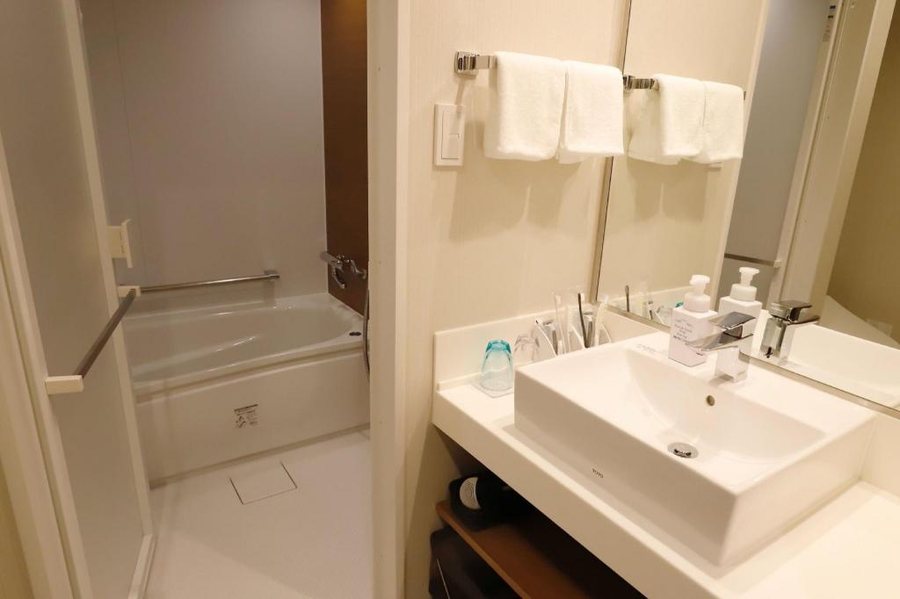 KEIKYU EX INN Haneda Innovation City — Bathroom