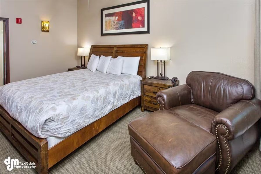 Kenai Airport Hotel — Guest room