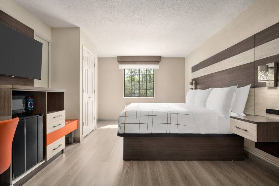 Kentucky Horse Park Campground — Guest room