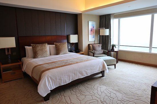 Kerry Hotel Pudong Shanghai — Guest room
