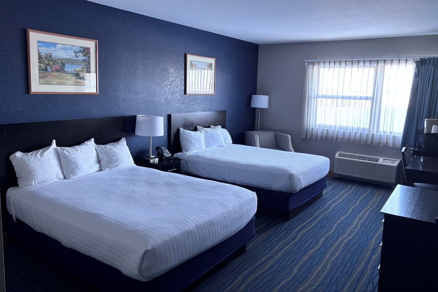 Kewadin Shores Casino and Hotel — Guest room