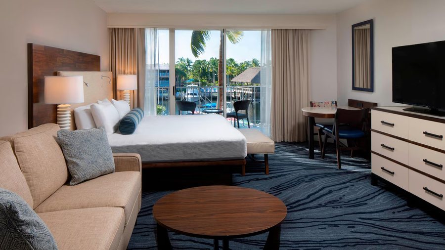 Keys Palms RV Resort — Guest room