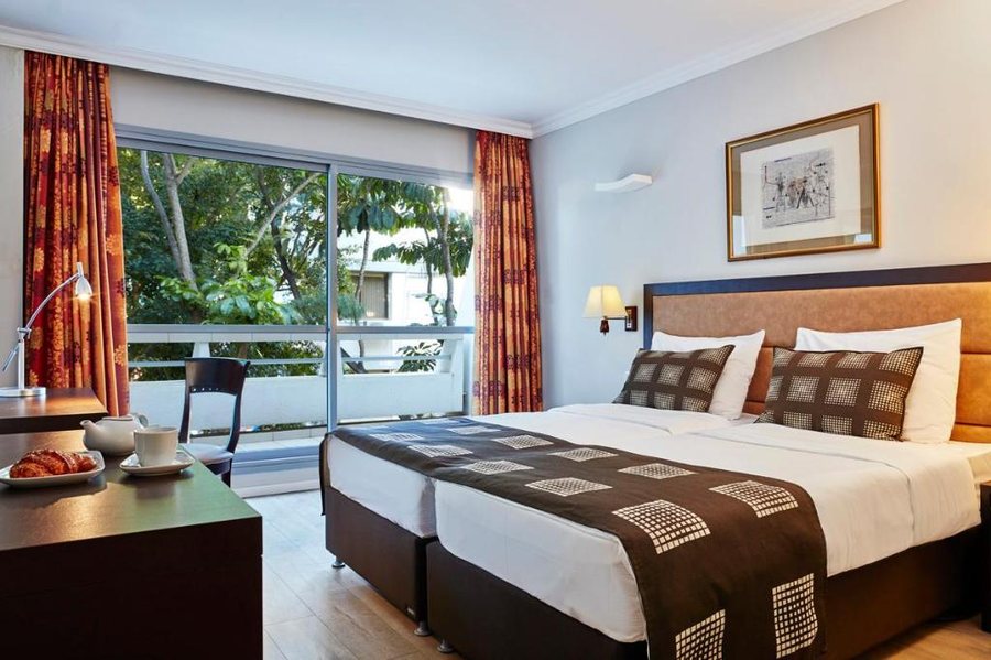 Kfar Maccabiah Hotel Suites — Guest room