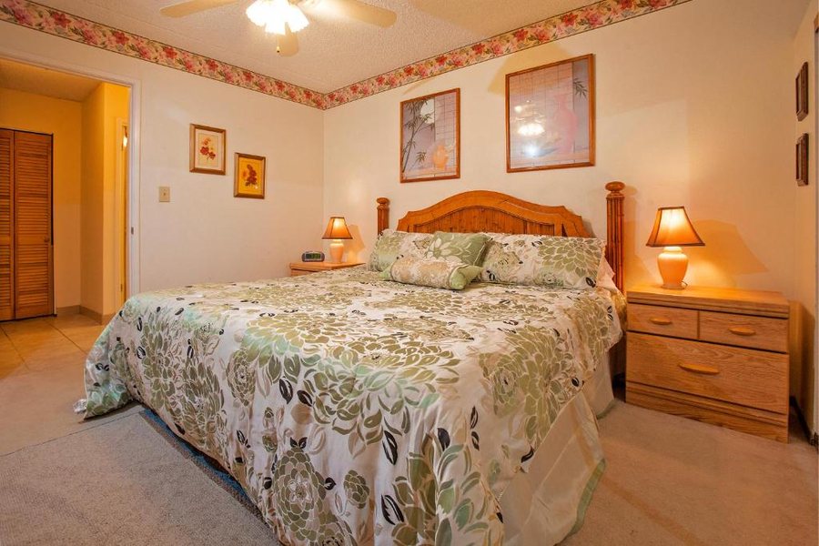 Kihei Akahi — Guest room