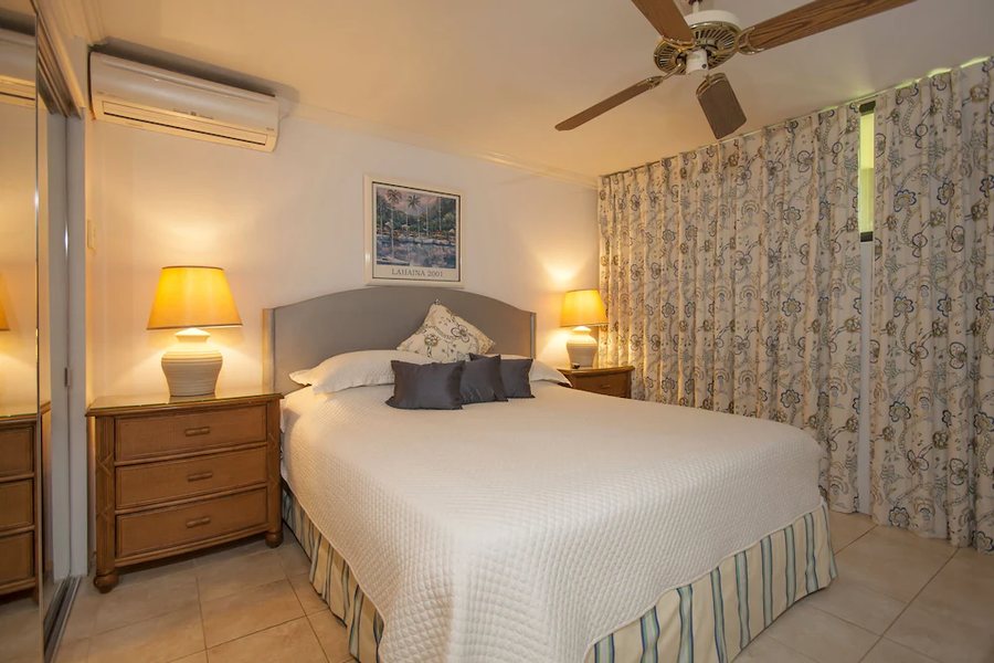 Kihei Kai Oceanfront Condos — Guest room