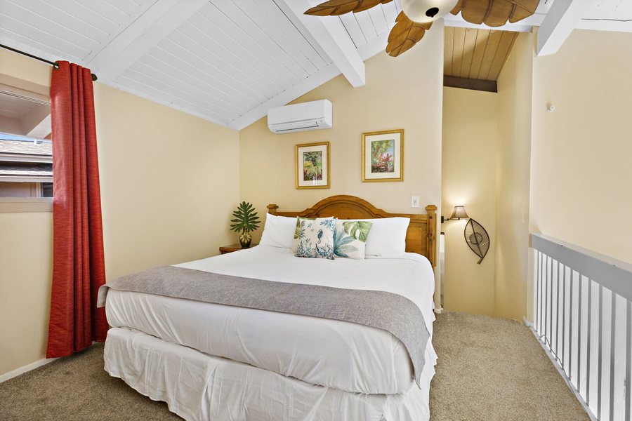Kihei Sands Beachfront Condominiums — Guest room