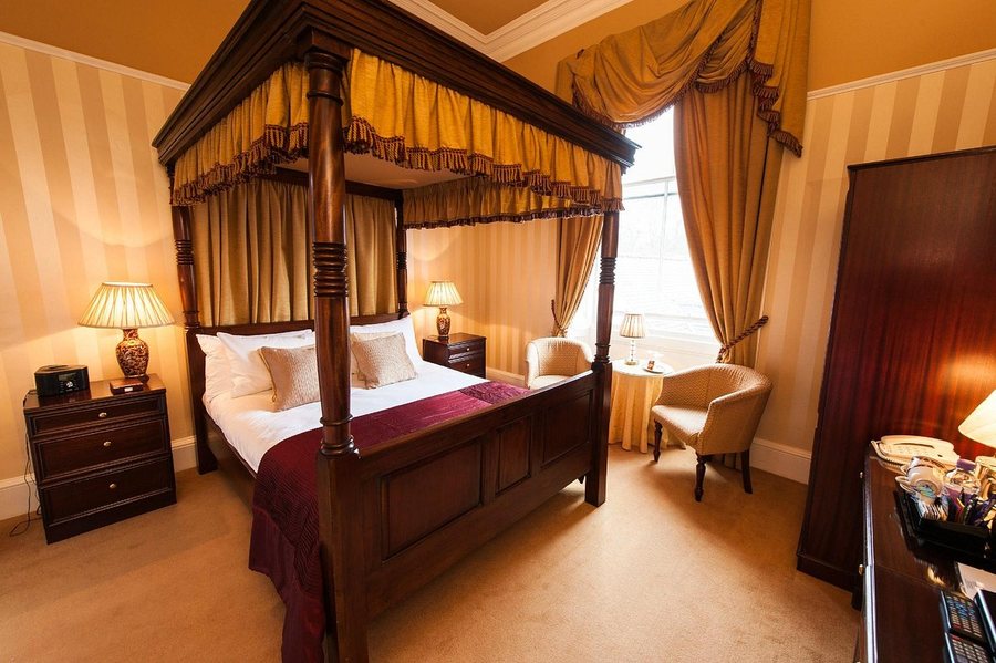 Kildonan Lodge Hotel — Guest room